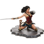 Galerija DC Justice League - Wonder Woman PVC figurica (DEC172251) 