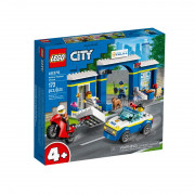 LEGO City Lov pri policijski postaji (60370) 